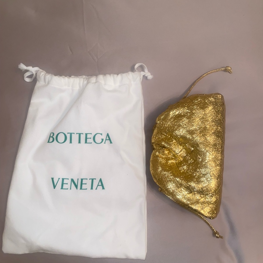 Mini Bottega Veneta pouch